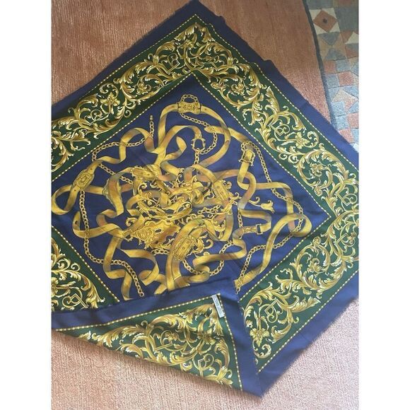 Vtg Italian Baroque Scarf Gold Chain Belt Print Square 47 inch Made in Italy - Picture 1 of 5